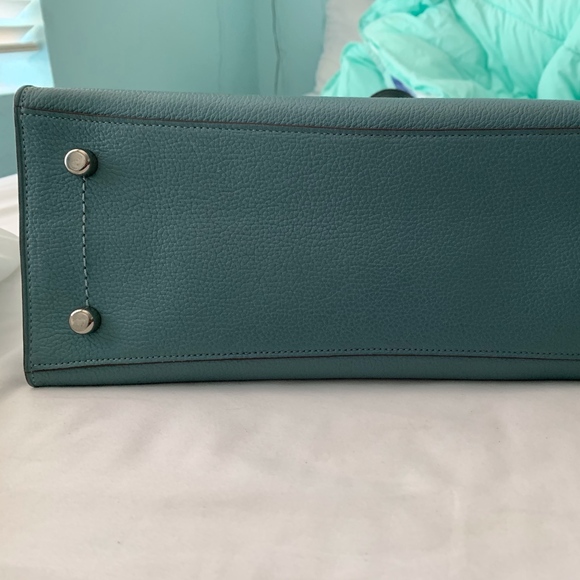 Charlie Carryall in Sage - Picture 2 of 6